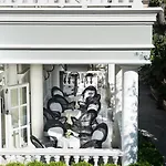 Grand Des Bains מלון 5*