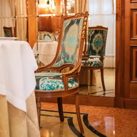 Grand Des Bains Hotel 5*