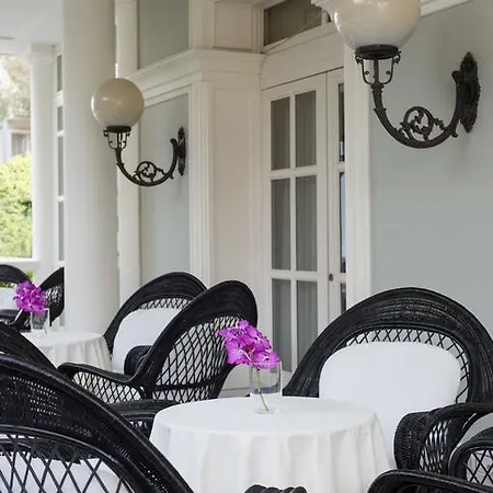 Hotel Grand Des Bains Riccione