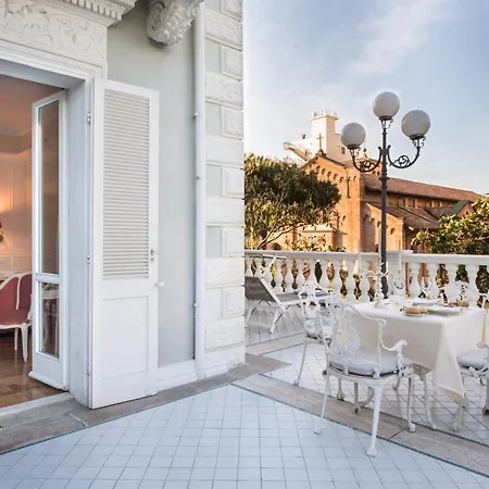 Grand Des Bains Hotel