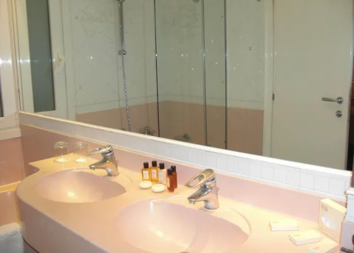 Hotel Grand Des Bains