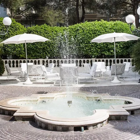 Grand Des Bains Otel 5*